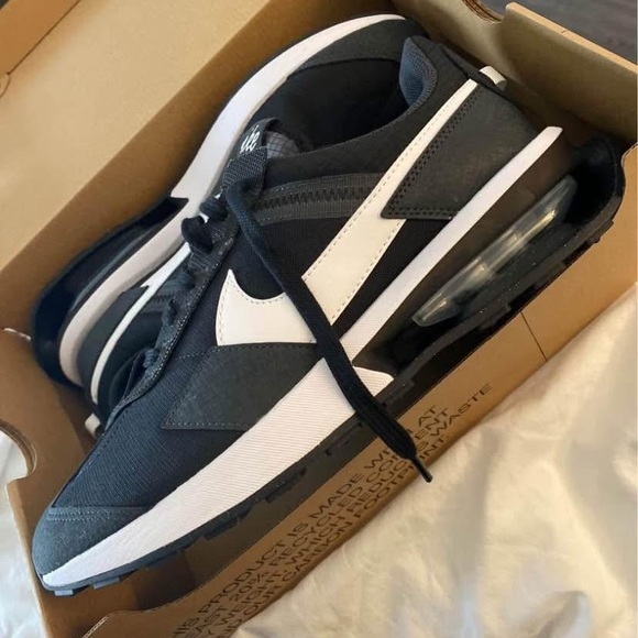 Nike Air Max Pre-Day in Black and White - Picture 1 of 3